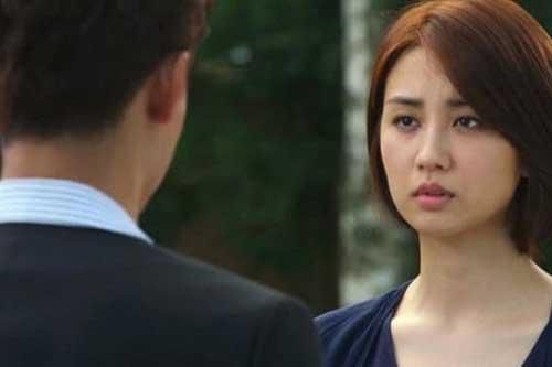 Chồng ngoại tình đột ngột quay về đòi hàn gắn, vợ liền chìa ra thứ này rồi nói một câu 'đau thấu tim gan'