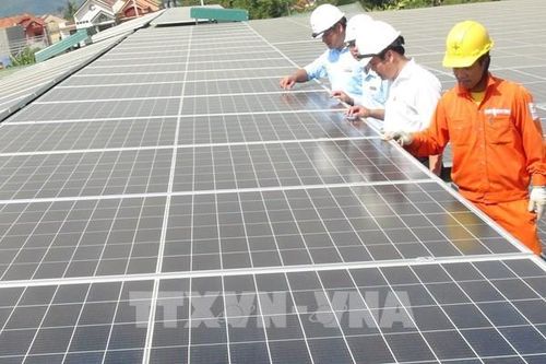 Cuối năm sẽ có phương án đấu thầu điện mặt trời