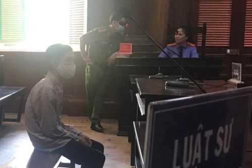 TP HCM: Em trai lãnh 12 năm tù vì giết hụt chị ruột do không đồng ý bán nhà