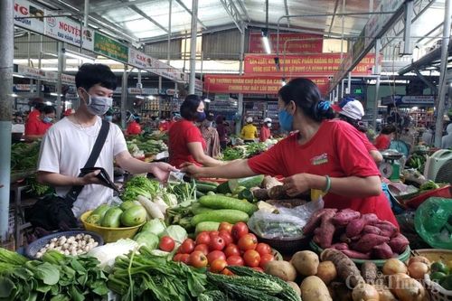 Quảng Ngãi cho phép các cơ sở kinh doanh ăn uống hoạt động trở lại