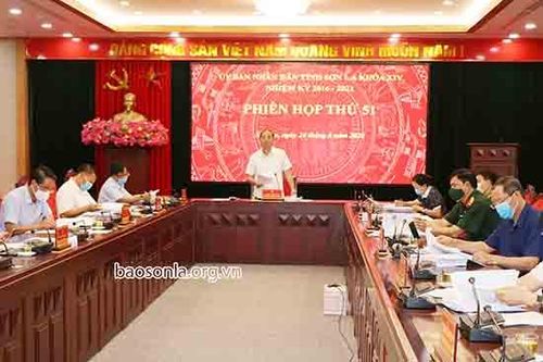 Phiên họp thứ 51, UBND tỉnh khóa XIV: Ưu tiên các giải pháp phòng, chống dịch đồng thời tích cực hỗ trợ sản xuất, kinh doanh