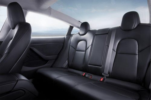 Tesla đang phát triển công nghệ chống bỏ quên trẻ em ở hàng ghế sau