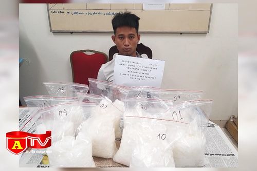 Bắt giữ đối tượng vận chuyển 10kg ma túy từ Nghệ An ra Hà Nội