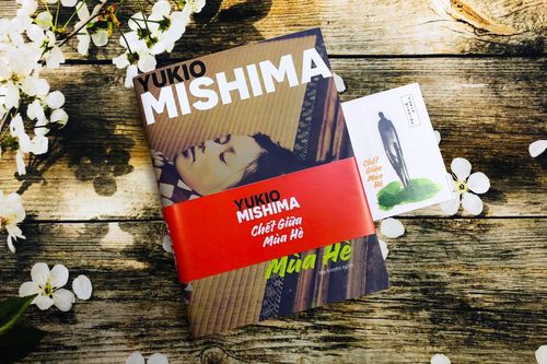 Fanpage Mabo Bookstore bán sách lậu?