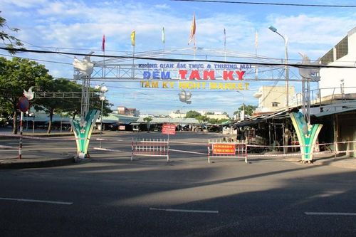Dỡ bỏ phong tỏa hai khu dân cư ở TP Tam Kỳ