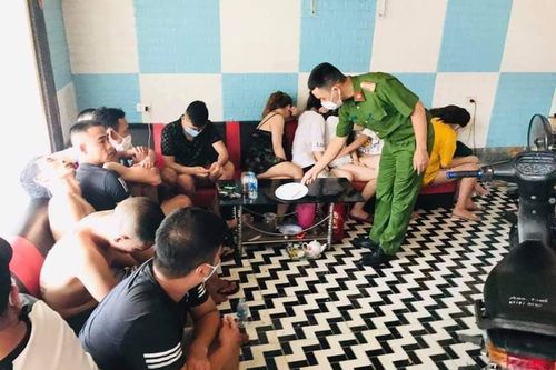Hải Dương: Bất chấp 'lệnh cấm', karaoke Legend mở cửa, 10 'dân chơi' bay lắc