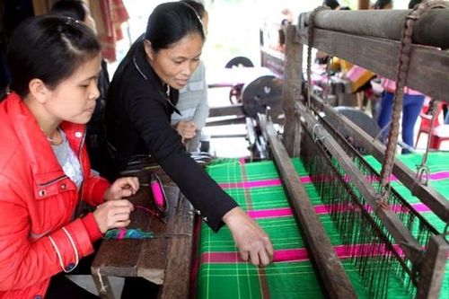 Xây dựng chuẩn nghèo mới: Bổ sung các điều kiện bảo đảm anh sinh