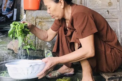 Cứu sống nữ bệnh nhân bị vỡ phình mạch máu não