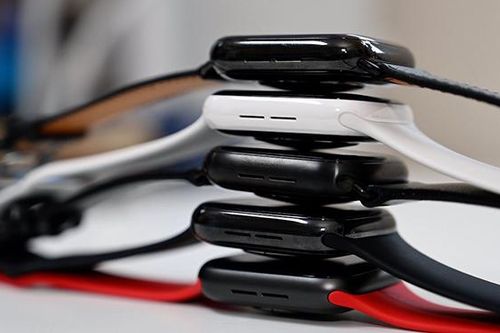 Apple Watch vẫn tiếp tục thống trị thị trường smartwatch toàn cầu năm 2020