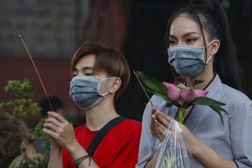 Vì sao ngày 7/7 âm lịch nhiều cặp đôi rủ nhau lên chùa?