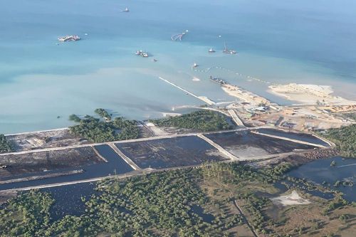 Total ký thỏa thuận với Mozambique để bảo vệ các cơ sở khí đốt