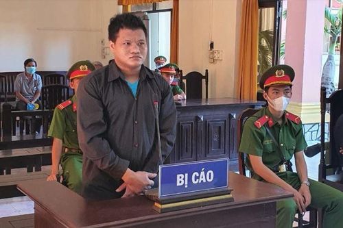 Giết chết bạn nhậu chỉ vì tranh cãi về biển số xe