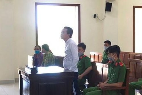 Tuyên án 20 năm tù đối với kẻ hiếp dâm cháu ruột