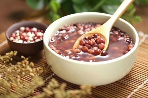 Team ăn chè đậu đỏ ngày Thất Tịch năm ngoái: Người khuyên không nên mix nhiều thứ kẻo tình duyên lẫn lộn, người hào hứng có bồ ngay sau đó