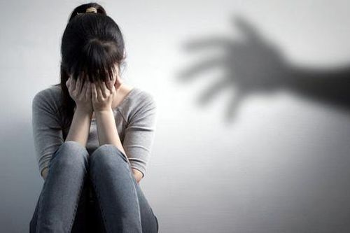 Bé gái 14 tuổi mang thai không đối chất với kẻ xâm hại