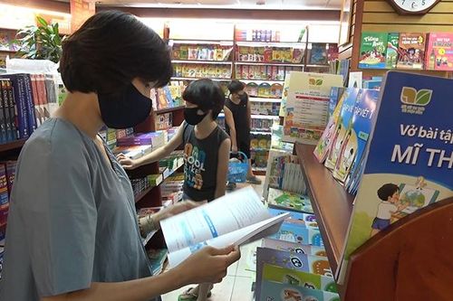 Thị trường sách, đồ dùng học tập: Sẵn sàng cho năm học mới