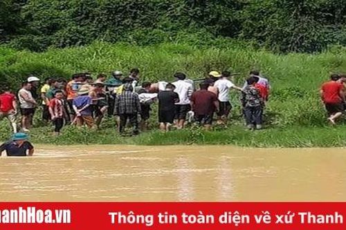 Đi xe máy qua đập tràn ngập sâu, nữ sinh bị nước lũ cuốn tử vong