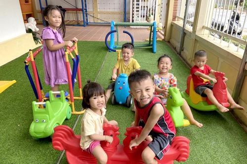 Nhóm trẻ tư thục Hoa Mai chú trọng chăm sóc, nuôi dạy trẻ
