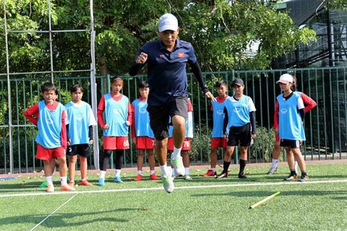 Bóng đá nữ Việt Nam đầu tư cho tương lai