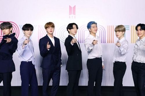 BTS chiếm đóng 4 vị trí đầu bảng của iTunes Mỹ chỉ với...1 bài hát