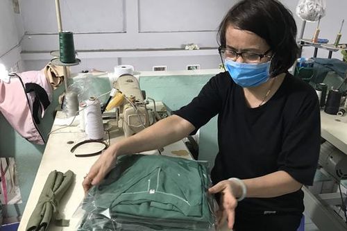 Gửi niềm tin chiến thắng bằng những bộ blouse