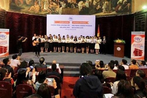 30 suất học bổng lãnh đạo trẻ ABG