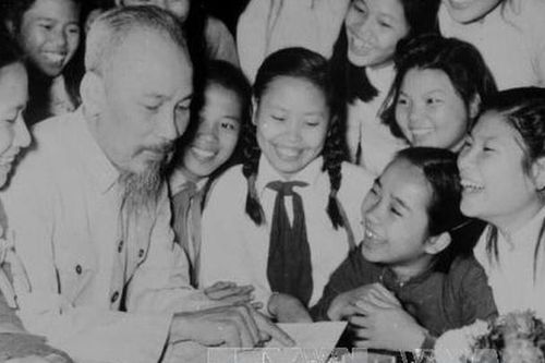 Hội thảo khoa học Tư tưởng Hồ Chí Minh về quản lý giáo dục