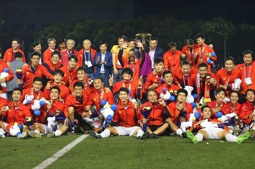 Thầy Park được nhận Huân chương Lao động