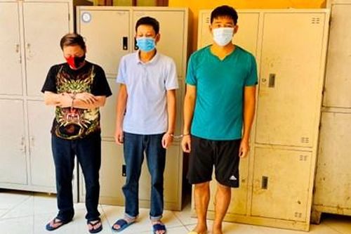 Phát hiện công ty 'ma' mua bán hàng chục tỉ hóa đơn thuế GTGT