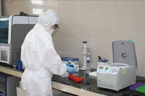 Thầm lặng nơi tuyến đầu chống dịch