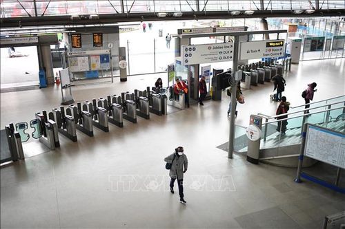 Anh có nguy cơ thiệt hại gần 30 tỷ USD do dịch COVID-19