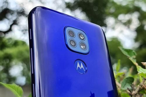 Cận cảnh smartphone chống nước, chip S662, RAM 4 GB, pin 5.000 mAh, giá rẻ bất ngờ