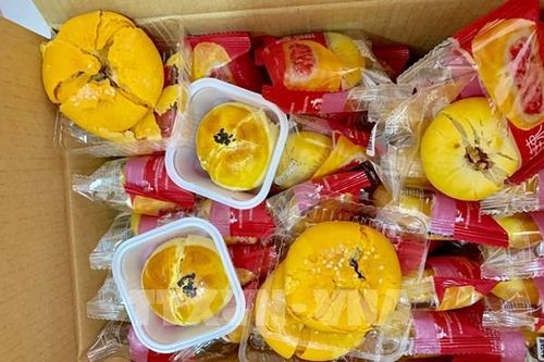 Thu giữ 10 tấn bánh trung thu, trà sữa không rõ nguồn gốc