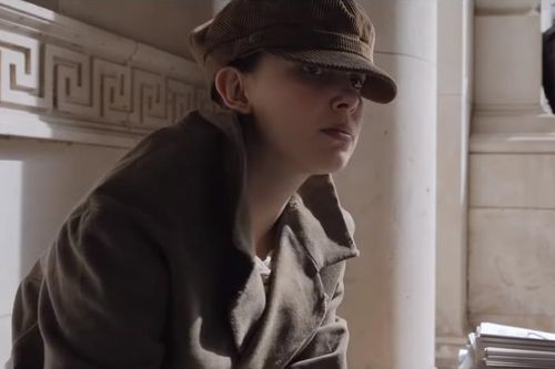 Netflix tung trailer chính thức của 'Enola Holmes': Cô em gái Millie Bobby Brown còn tinh ranh hơn người anh Sherlock Holmes của Henry Cavill