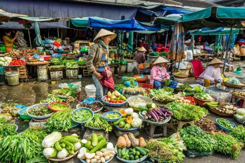 Giá thực phẩm hôm nay 26/8: Giá rau củ tăng nhẹ