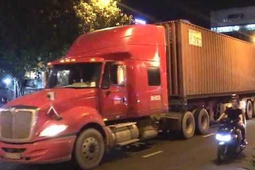 TPHCM: Ớn lạnh với 'hung thần' chạy xuyên tâm thành phố