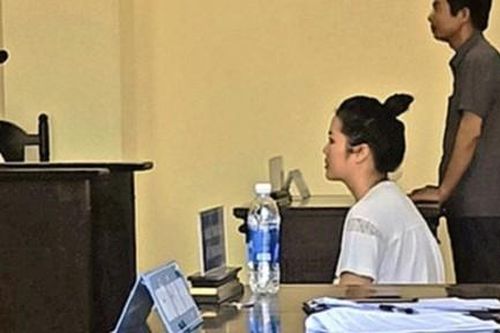 Đâm chết người tình, nữ giám đốc lãnh 20 năm tù