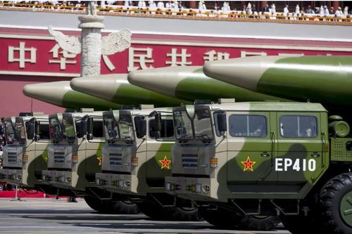 SCMP: Trung Quốc bắn 2 tên lửa đạn đạo ra Biển Đông