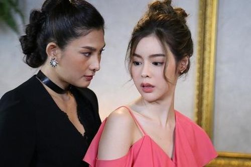 Vợ chồng hàng xóm cãi nhau, tôi chạy sang can thì ngã ngửa khi biết mình chính là 'ngòi lửa' trong cuộc chiến ấy
