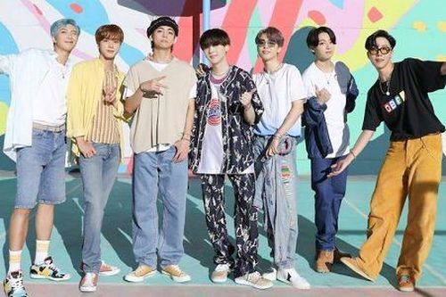 'Dynamite' (BTS) mất gần cả tuần mới chinh phục được kỳ tích này tại quê nhà