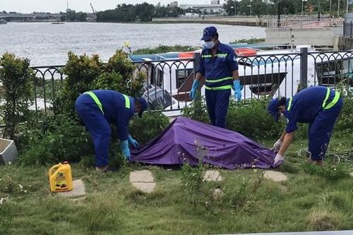 Điều tra nguyên nhân tử vong nam thanh niên trôi trên sông Sài Gòn