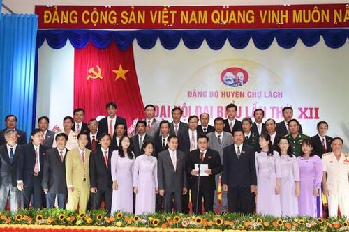 Xây dựng Chợ Lách thành trung tâm giống cây trồng, hoa kiểng tầm quốc gia