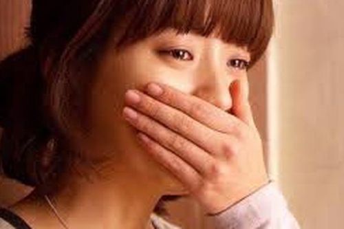 Phát hiện chuyện khó tin trong sinh nhật chị gái nhưng tôi không dám nói ra