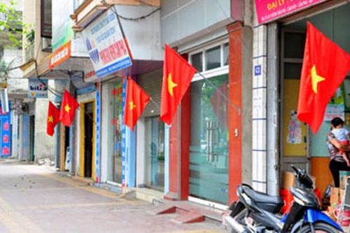 Hà Nội treo cờ Tổ quốc dịp Quốc khánh 2/9