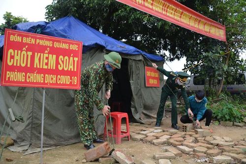 Xử phạt người phụ nữ vượt biên trái phép vào Việt Nam
