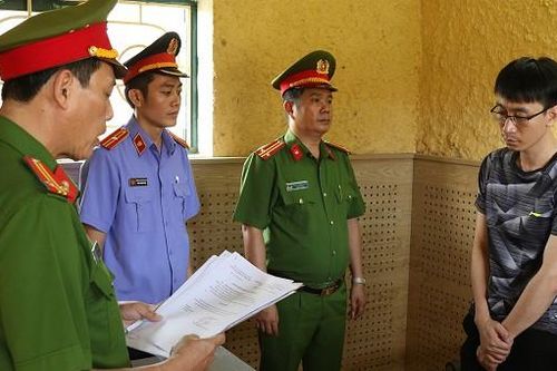 Khởi tố một cán bộ ngân hàng về hành vi lừa đảo, chiếm đoạt tài sản