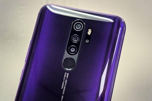 Smartphone 4 camera sau, pin 5.100 mAh, giá gần 5 triệu đồng