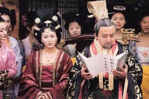 Hoàng hậu làm mê mẩn 6 vị vua (2): Quỷ kế giúp chồng chiếm ngôi