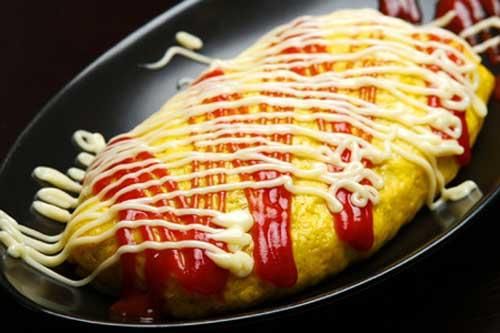 Hướng dẫn cách làm cơm cuộn trứng kiểu Nhật