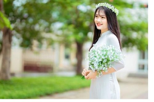 Phú Thọ: Nữ sinh xinh đẹp đạt 3 điểm 10 ở tổ hợp khoa học xã hội